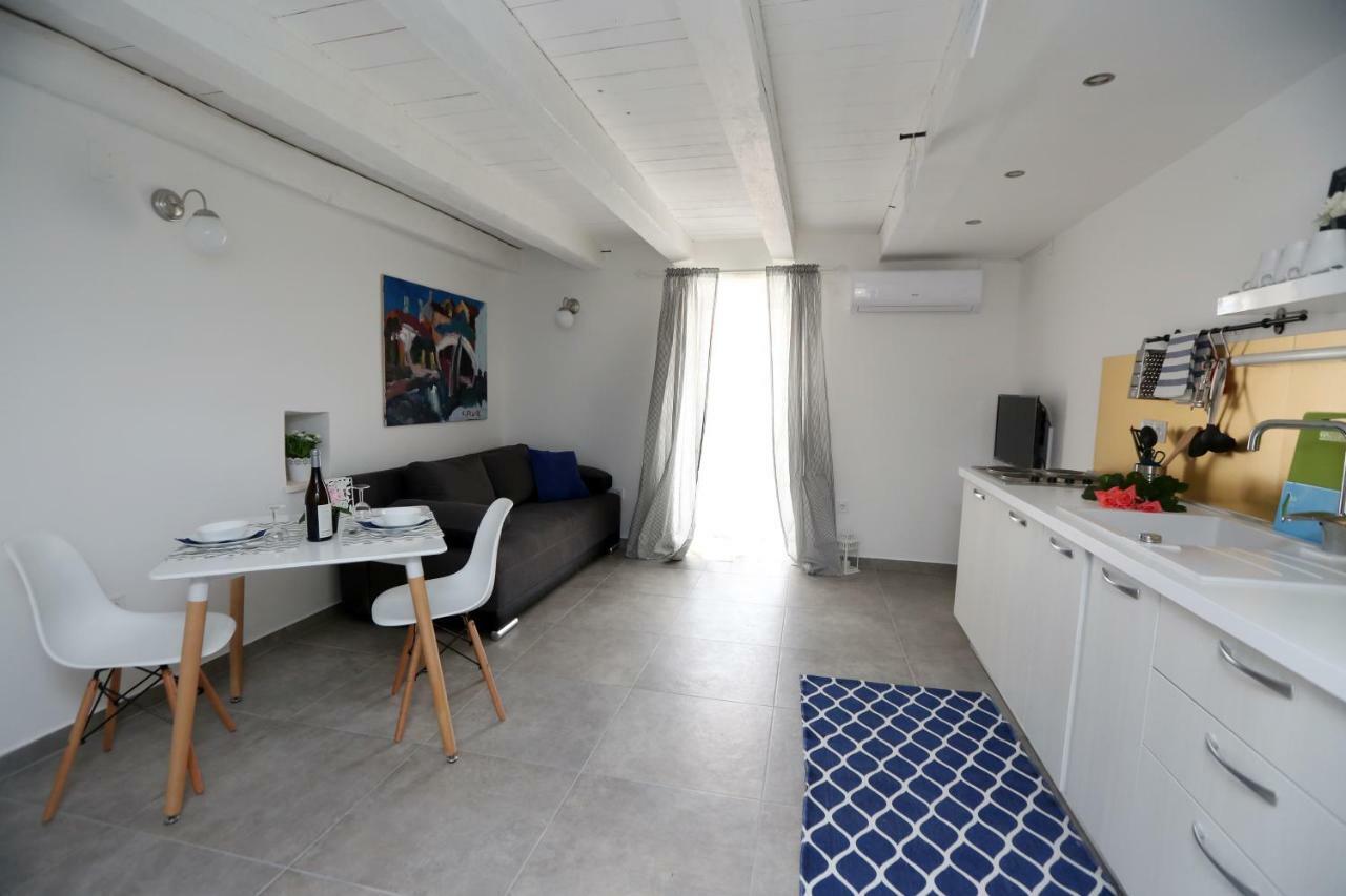 Kuce Za Odmor Brkic Apartment Lozovac Ngoại thất bức ảnh