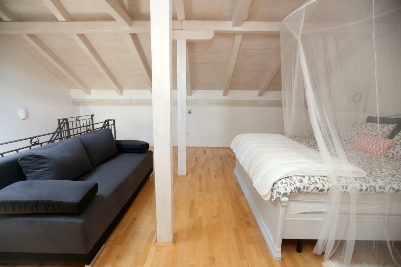 Kuce Za Odmor Brkic Apartment Lozovac Ngoại thất bức ảnh