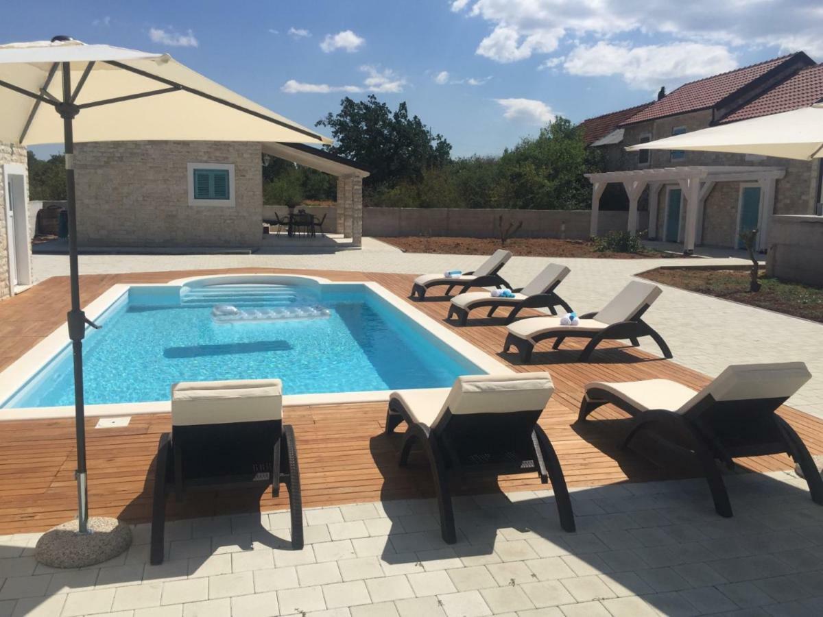 Kuce Za Odmor Brkic Apartment Lozovac Ngoại thất bức ảnh