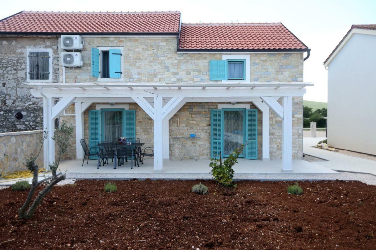 Kuce Za Odmor Brkic Apartment Lozovac Ngoại thất bức ảnh