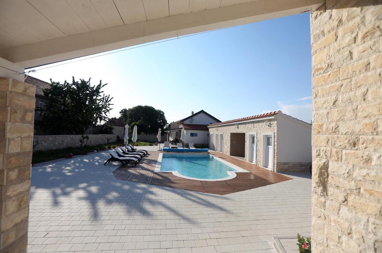 Kuce Za Odmor Brkic Apartment Lozovac Ngoại thất bức ảnh